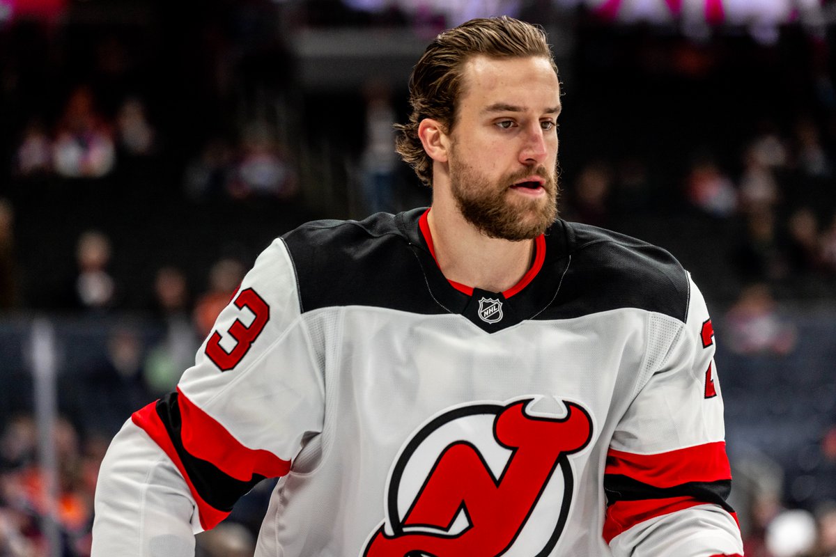 NJDevils's tweet photo. We know we're head to head with MNF tonight, but if you don't have the stomach to watch the Chiefs win on a late flag, make sure to tune into a real game.

📺: MSGSN
🎧: https://t.co/GDJDPJM7sA
📰: https://t.co/DirD3EqnIc https://t.co/C1IsyuHsWQ