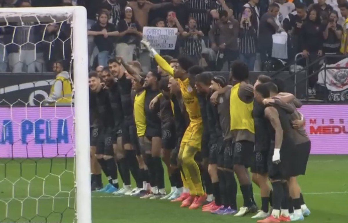 Segundou d+, 🖤🤍🖤🤍🖤