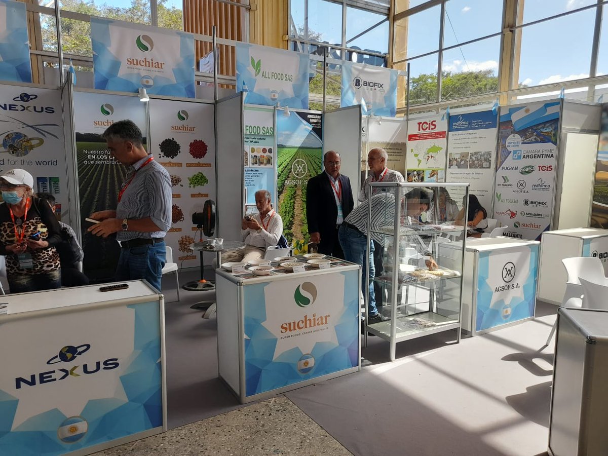 pedropprada's tweet photo. #Argentina🇦🇷 presente en la 40 Feria Internacional de La Habana, la mayor bolsa comercial y de negocios de #Cuba🇨🇺 y del Caribe. Las empresas rioplatenses se han erigido durante más de 50 años como importantes socios de la isla y gozan de respeto y prestigio
#NuestrAmericaUnida https://t.co/Ba1Holq8Yd