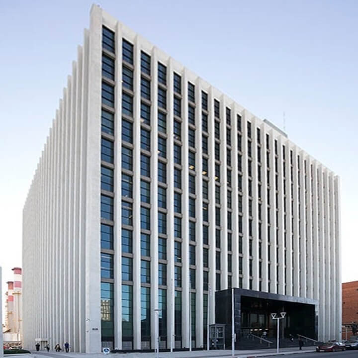alejandrocsome's tweet photo. ¿Cuáles de estas obras de arquitectura moderna Uruguaya te gustan más?

Barrio Jardín / Palacio de la Luz / Edificio Panamericano / Yacht Club https://t.co/G1Q4P1ipWQ