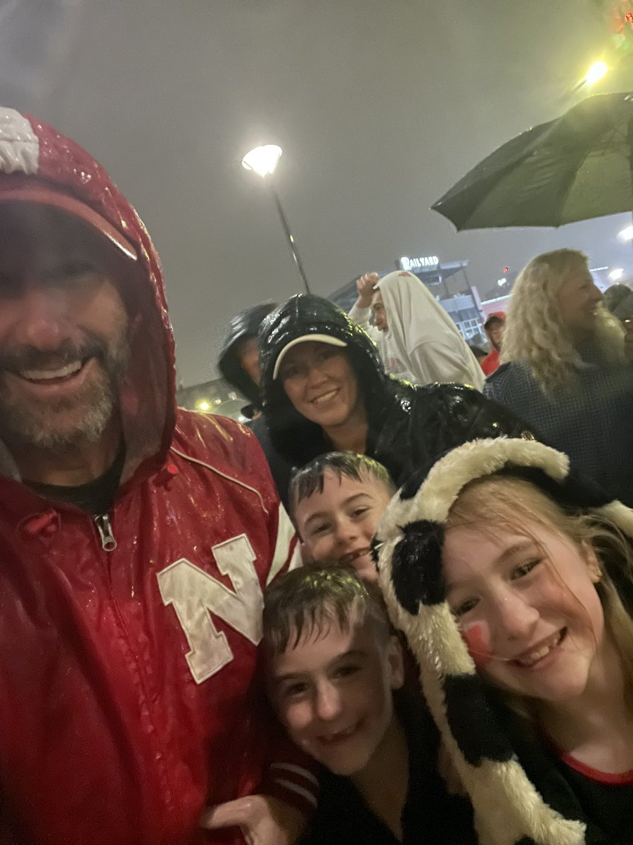 tbarada1's tweet photo. Go Big Red! #huskers https://t.co/LOOUqLiRoA