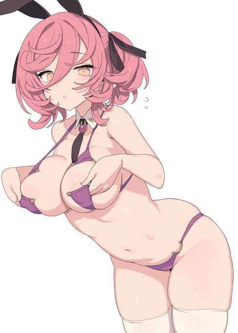 サイズが合ってなくて金具が開いてきちゃうフロリダビキニちゃん 
