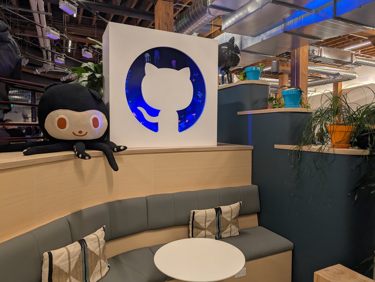 taka_avantgarde's tweet image. 今からGithubにて2時間半ほどお勉強😆

coderabbitも来ていて何か嬉しいです✨
#GitHub #coderabbit