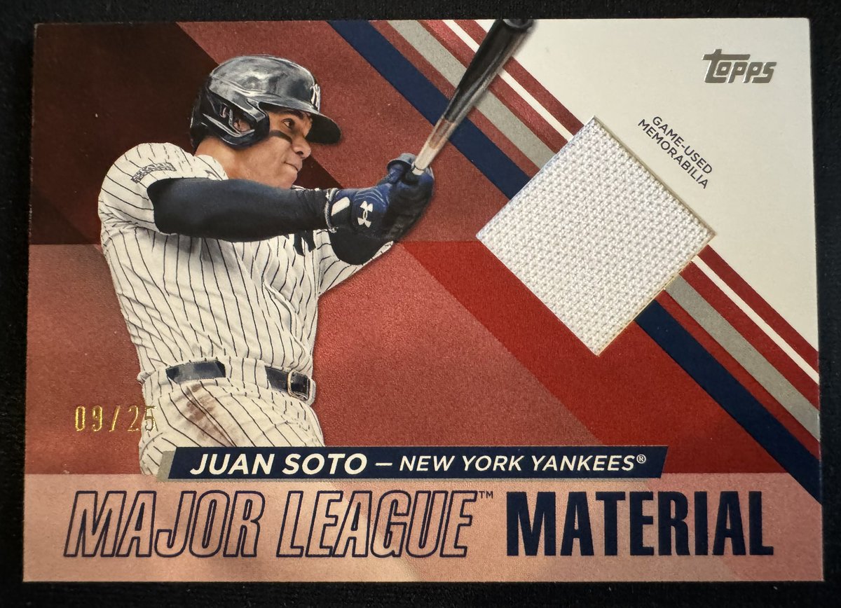 Cre8Collections's tweet photo. 2024 #Topps Update break #TheHobby https://t.co/c82YpPBSBk