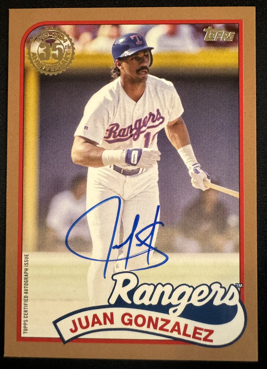 Cre8Collections's tweet photo. 2024 #Topps Update break #TheHobby https://t.co/c82YpPBSBk