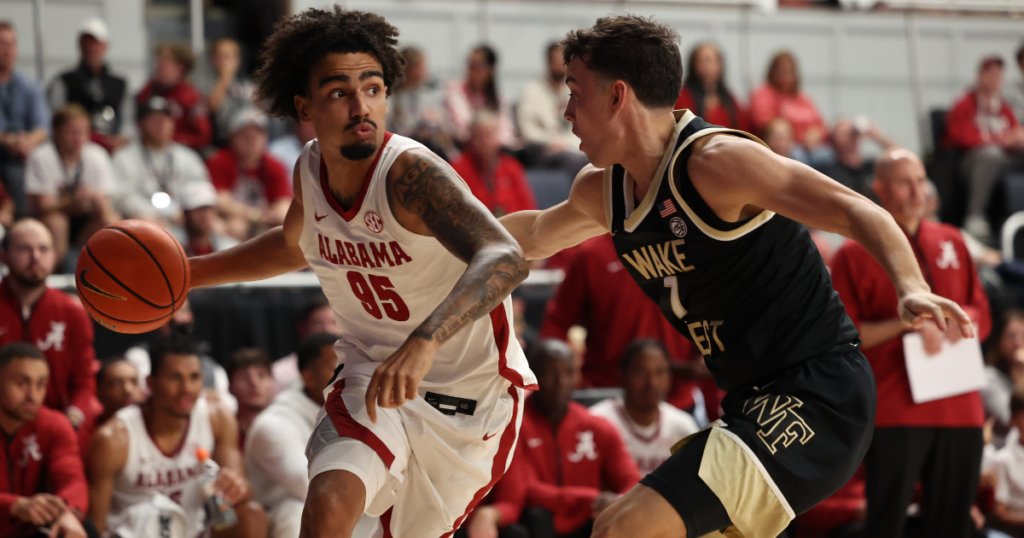 Alabama will be redshirting freshman Naas Cunningham and senior Houston Mallette for the 2024-25 season, Nate Oats just announced on the CTSN pregame show.

on3.com/teams/alabama-…