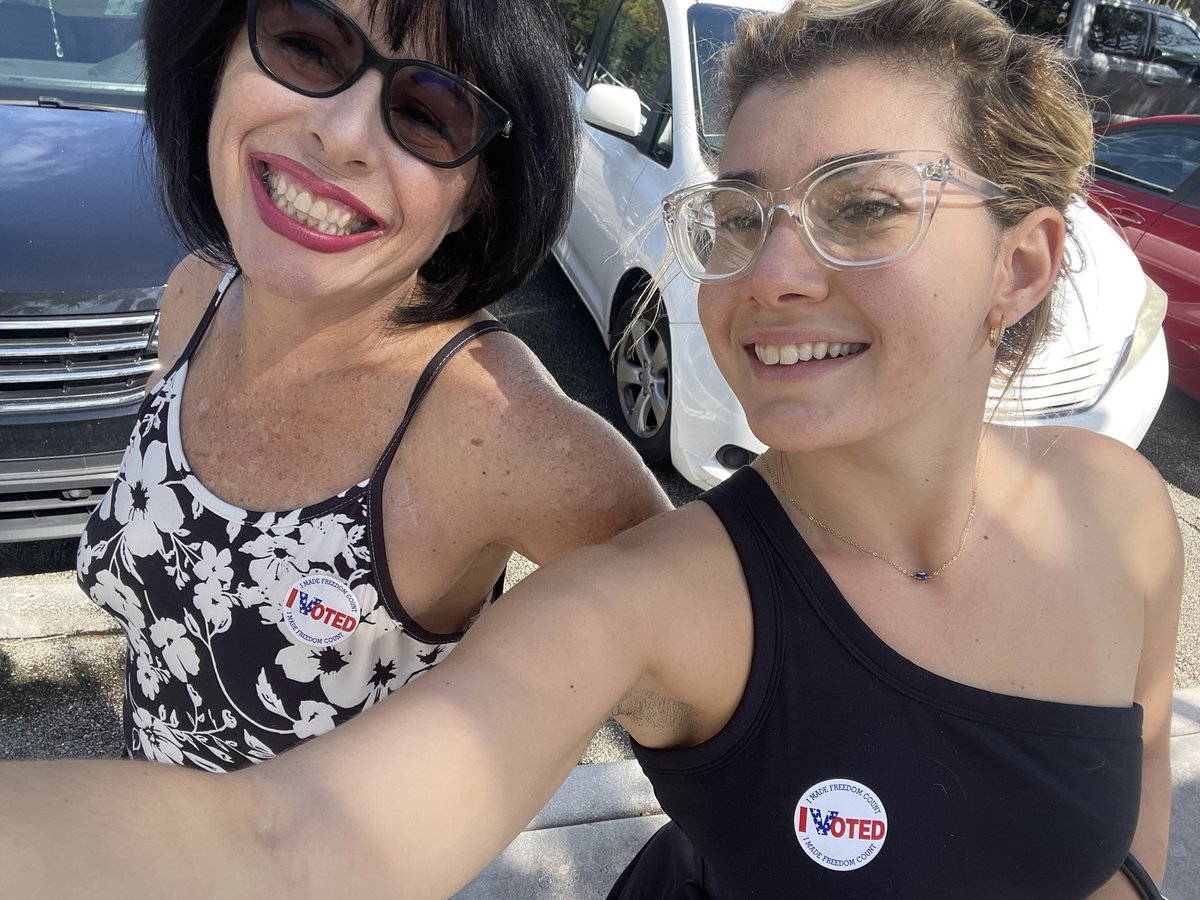 Even though I can’t vote, I made sure everyone I know who can took the time to #VoteKamala in Florida! 

Let’s take this state back.