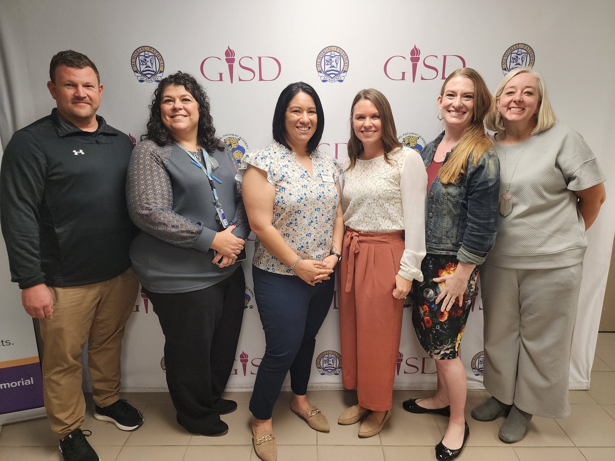 MPA_GOJAGUARS's tweet image. #MPAJAGS
had an awesome day learning with our colleagues from Evans MS about supporting EB students. Such rich interactions only can make us better because IRON SHARPENS IRON #STRONGERTOGETHER #LIGHTYOURFIRE #GANAS
@evanspanthers @ChemMissC  @mckinneyisd @NewcomerSuccess