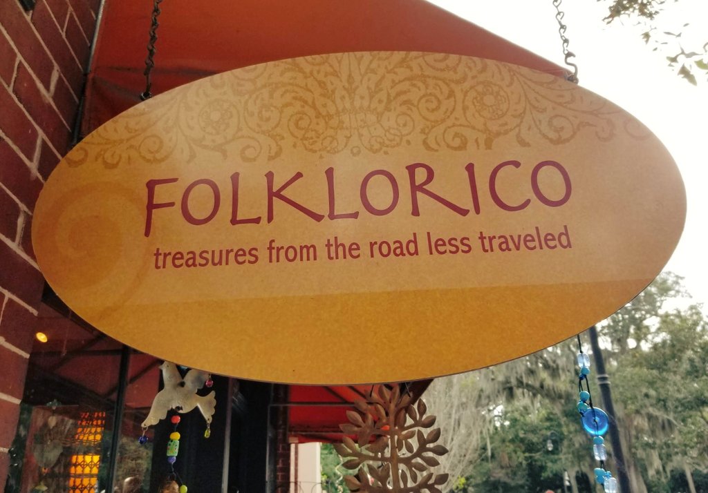 LindaPeters64's tweet photo. @obligatraveler @intheolivegrov1 @OdetteDunn @pipeaway_travel @CharlesMcCool @LiveaMemory @cherrydude @sisbehaving @wander_filled @Adventuringgal @TravelAtWill @Dawnistraveling @MonkeysVentures Fabulous California fun, Sarah!
Signs, Signs everywhere a Sign...
Share your #Top4Signs
With #Top4Theme hosts:
@obligatraveler @OdetteDunn @intheolivegrov1 @pipeaway_travel https://t.co/7MJe1mbDJY