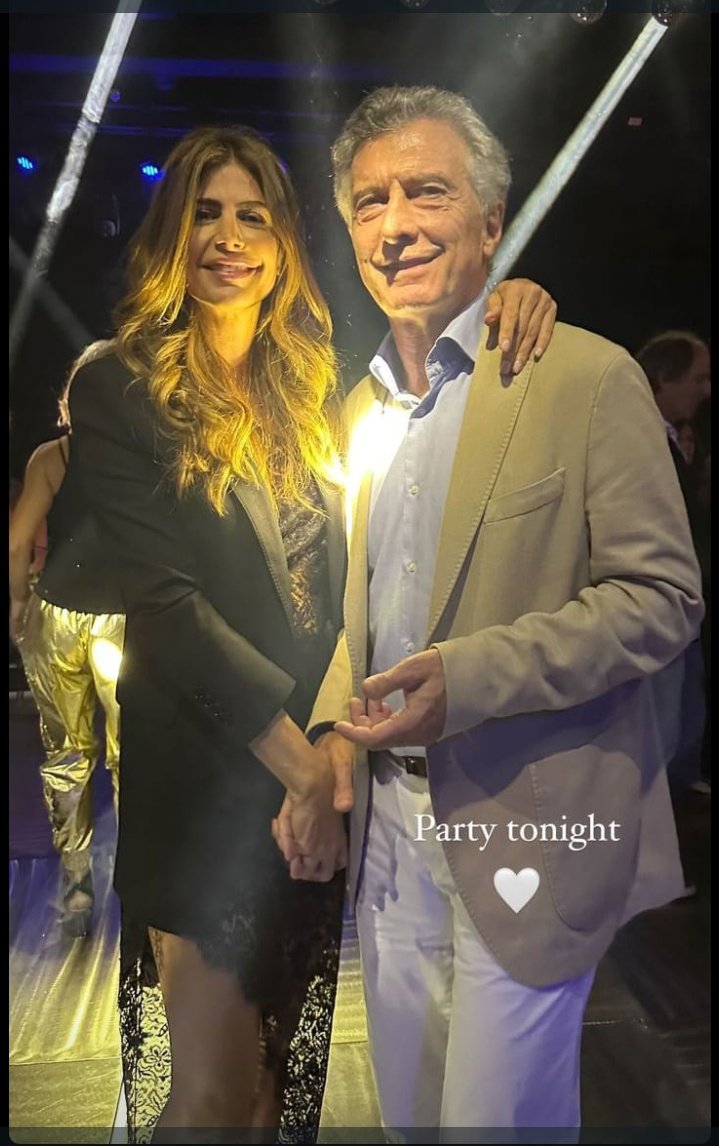 1364Maru's tweet photo. #MileiVerguenzaMundial
#Macri regresá por favor te lo suplico!
𝐌𝐚𝐮𝐫𝐢𝐜𝐢𝐨 𝐌𝐚𝐜𝐫𝐢
@mauriciomacri 
🇦🇷🇦🇷🇦🇷🇦🇷🇦🇷🇦🇷🇦🇷🇦🇷🇦🇷🇦🇷 https://t.co/TjXEqDdNUg
