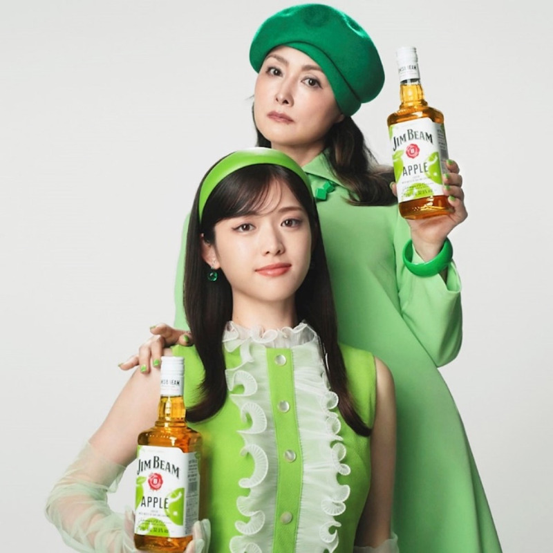 The_FirstTimesN's tweet photo. 松村沙友理の“さゆりんごポーズ”を見て、国生さゆりが真顔で感心。
「それすごい便利、その技持ってるのって」
#松村沙友理 #国生さゆり #ダブルさゆりんご #JBAP #さゆりんごポーズ
#THEFIRSTTIMES
@sayuringo_staff
▼写真・記事の詳細はこちら