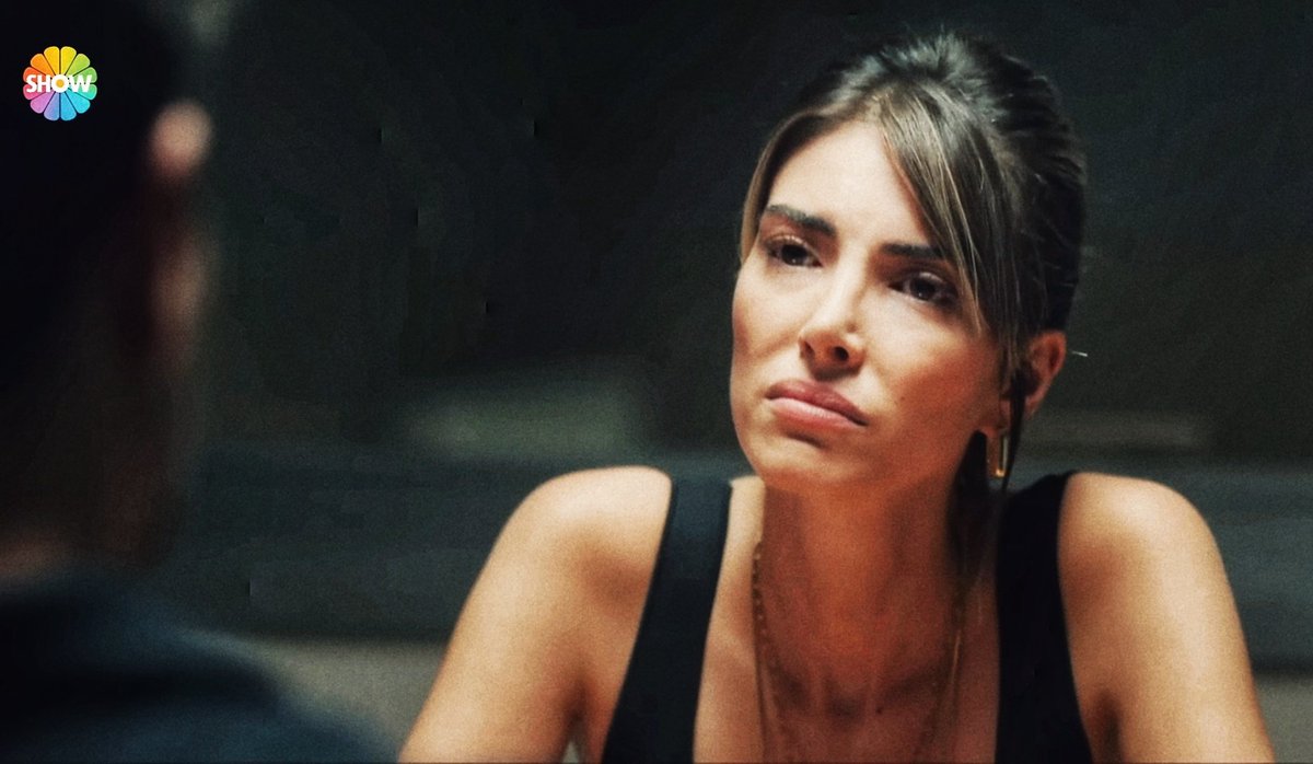 engy_nogamoon's tweet photo. 🥺💔
Herkes eteğindeki taşları döktü🔥💔 ve ne kaldı hayal kırıklığı,acı,yalnızlık, keşkeler ve olmayacak belkiler 🥺💔🤝😔
Aynı anda başlamadan bittik😢✋️❤️🩹
#DenizBaysal #ÇağlarErtuğrul #TimuçinEsen #ŞükranOvalı #Kalpazan #AyKar #ZehSer #YağHaz #ÇağDan #AdCan #Teşkilat 😉 https://t.co/hheD7IIfEX