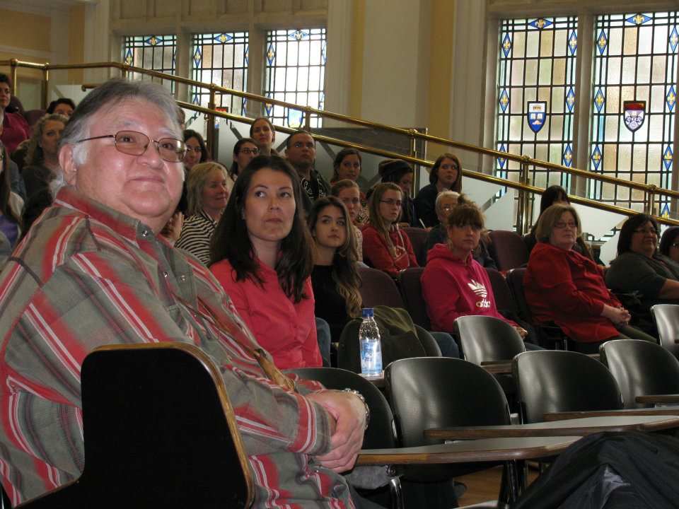 JoshuaLambier's tweet image. So sorry to hear the news of the passing of Dan Smoke, a transformative educator, activist, journalist &amp;amp; broadcaster who dedicated his life to uplifting the voices of Indigenous peoples.

My condolences to Mary Lou, his family, friends, and relations. He&apos;ll be missed by all.