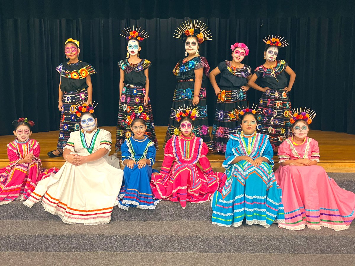 Ale Zuniga tweet media