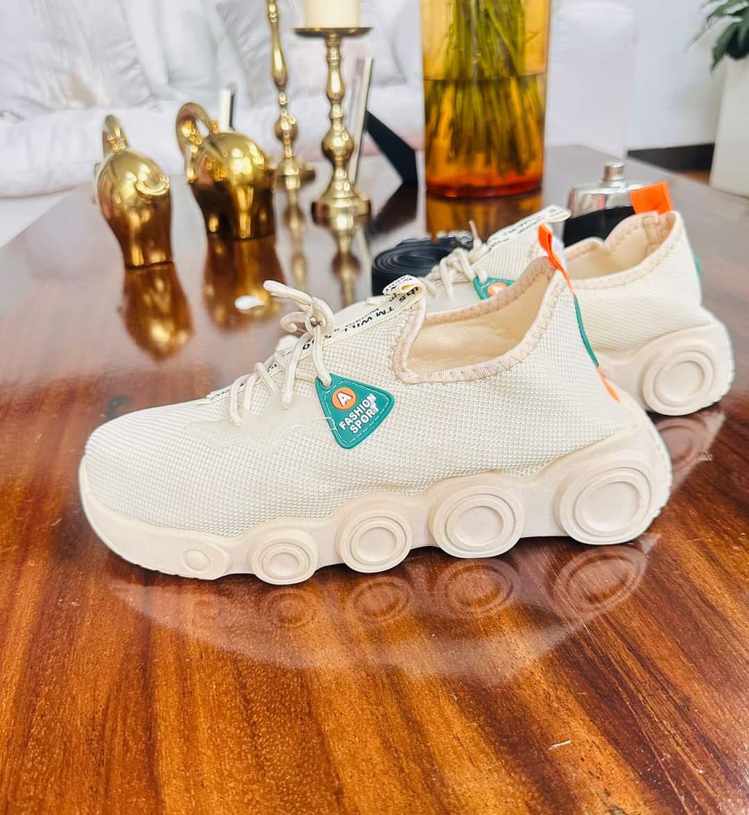 KamarStore's tweet image. Por ustedes #UndiaMas de la #Promocion de estilos a sólo $7.50 Veni este #Martes a #KamarStore

#NoTeLoPodesPerder #diademuertos2024 #Moda #2024 #tenis #botas #Tacones #zapatos #sandalias