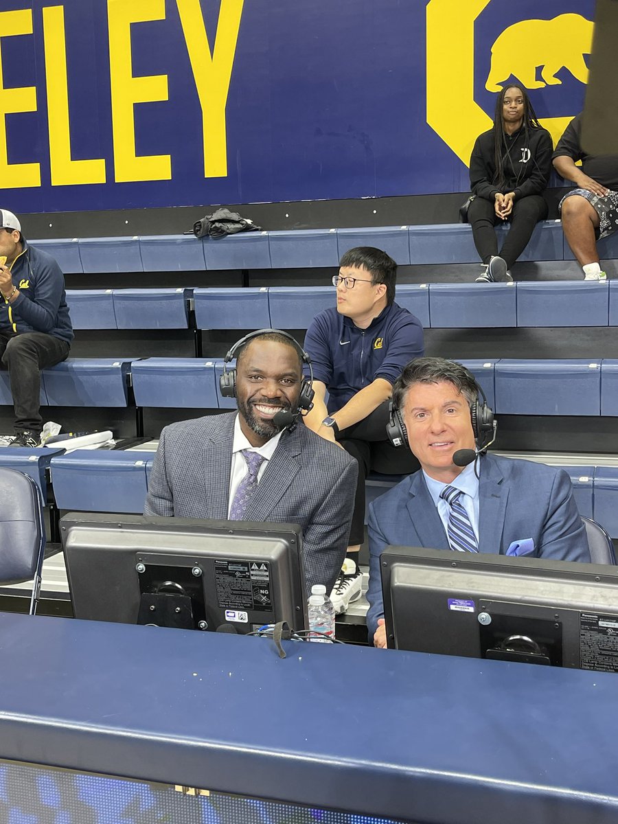 davebenz's tweet image. Ready to go with @TheoRobertson3 for @AccNetork women’s basketball from Berkeley!