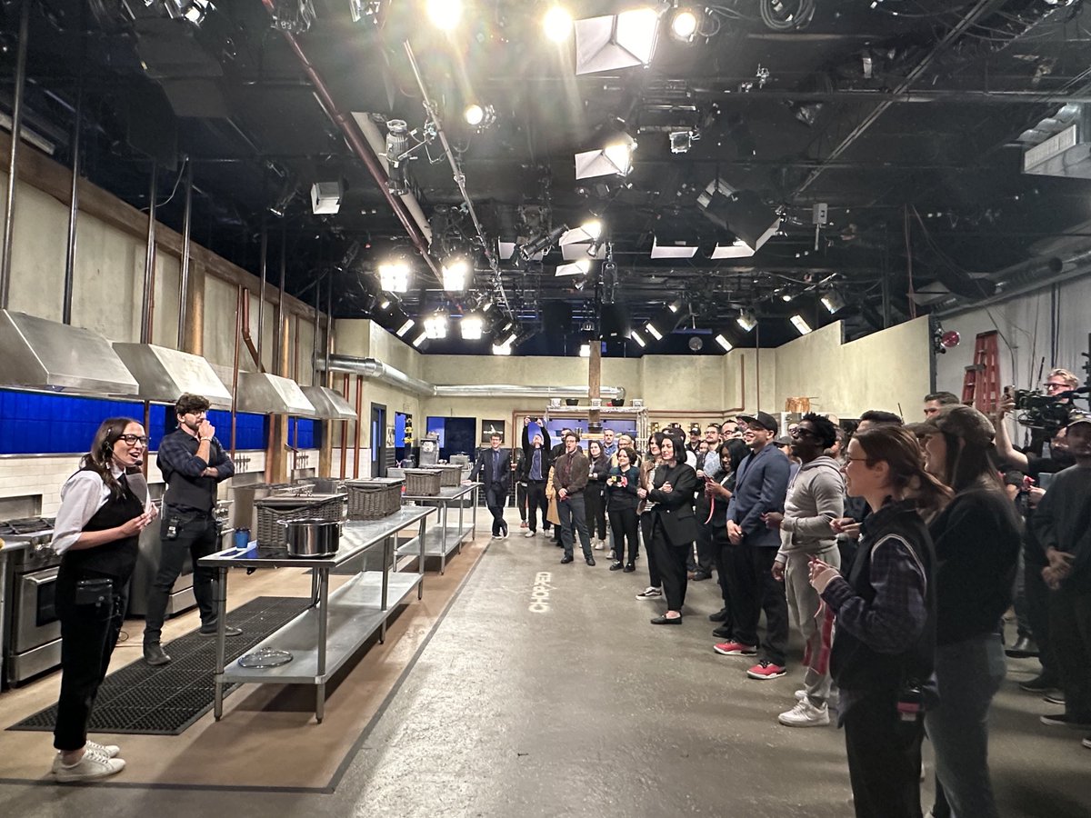 TheTedAllen's tweet photo. And thatโs a SEASON WRAP on #Chopped #2024!
Do we know why #FirstAD #SeanKing suddenly has lustrous hair? No.
Do we know why showrunner #AmyStanford is wearing a tie? Why @TiffaniFaison is hugging a toy giraffe? We do not.
Are we grateful for our @FoodNetwork viewers? Beyond. https://t.co/WIovMrtoRY