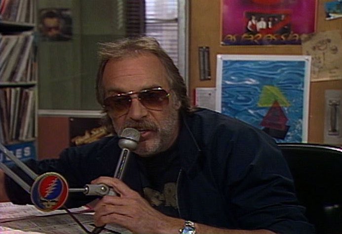 stagedarren's tweet photo. @PauliesPod @FunMovieTVFan #booger https://t.co/C7ETkNikEO