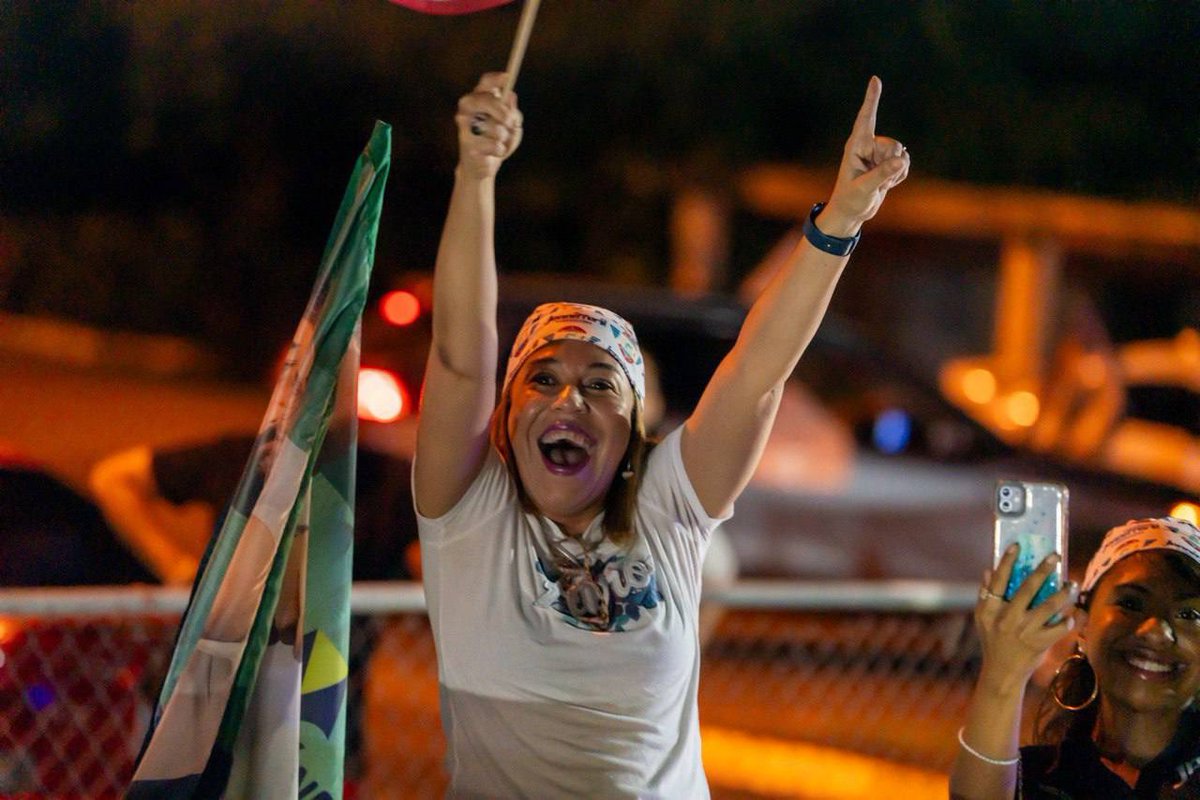 Recibo de corazón el inmenso cariño de los pueblos de Yabucoa, Maunabo y Patillas, y el fervor que nos han brindado. Estamos listos para el triunfo grande de La Palma junto a líderes comprometidos que traerán un futuro de progreso para nuestra gente. Con Yesenia Feliciano Camacho