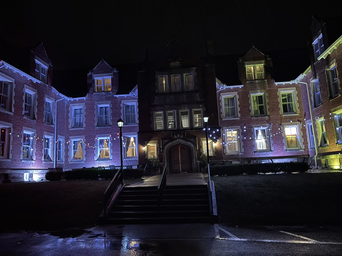 Summer Feaker 👻 tweet media