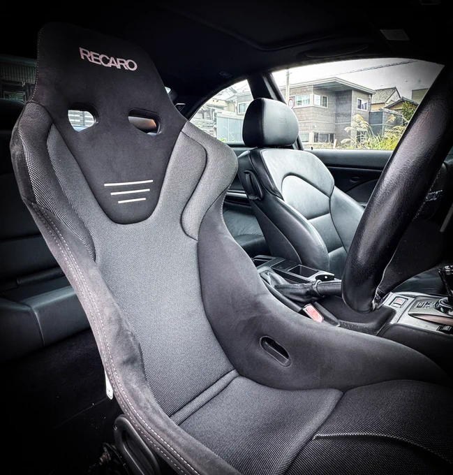 M3にRECARO RS-G入れました。座り心地最高です。 