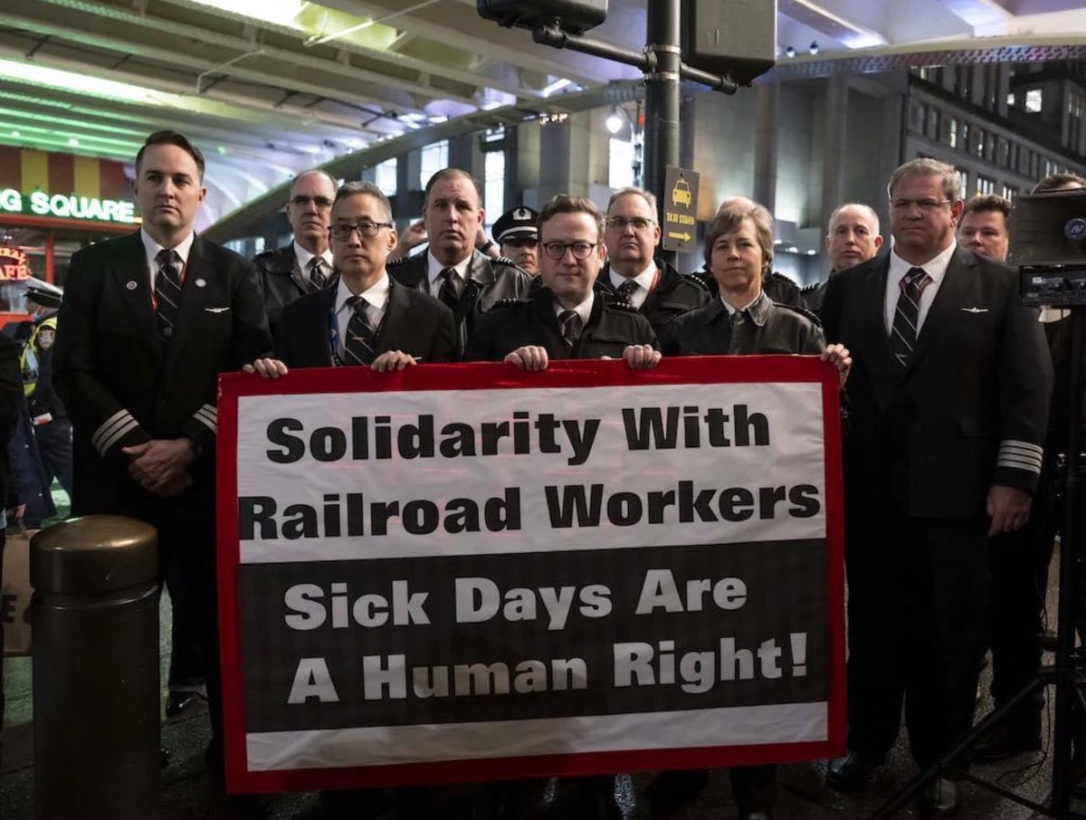 Sick days are a right, not a privilege. Today, we stand with workers nationwide for #PaidLeaveForAll. No one should have to pick between their health and a paycheck. This fight is for dignity, justice and respect. Let’s make paid leave a reality.

paidleaveforall.org