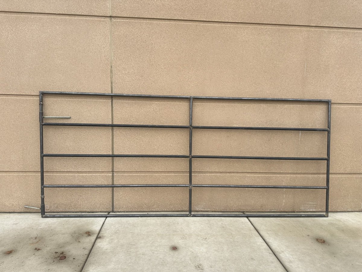 EaglePathMfg's tweet image. Check out this amazing gate made by our incredible Weld Team Lead Wilson Hochstein! Our welders, Wilson, Matthew Veohl, and Giovanni Rodriguez have been excellent all year. Great work guys
Let us know for any of your projects!