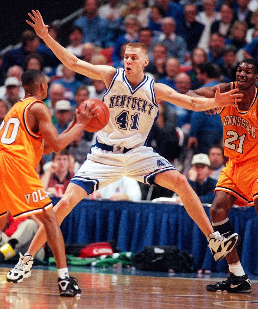 Kentucky won by 41 points tonight, the same as Mark Pope's jersey number.

Pretty fitting.