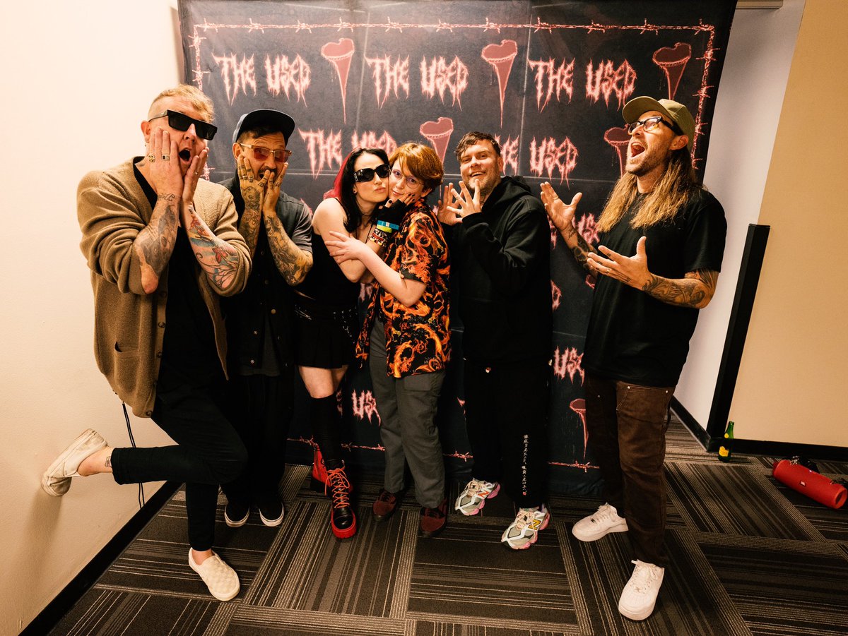 noelle ⋆｡°✩ tweet media