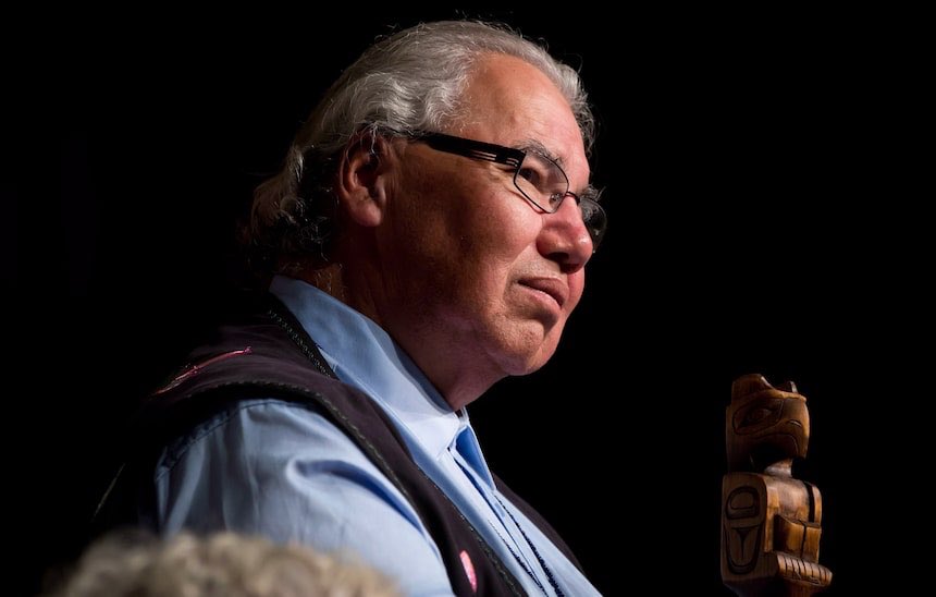 A great man has left us. An ogimaa, a warrior for his people and for all of Canada. This is the Murray Sinclair I was privileged to know: theglobeandmail.com/opinion/articl…