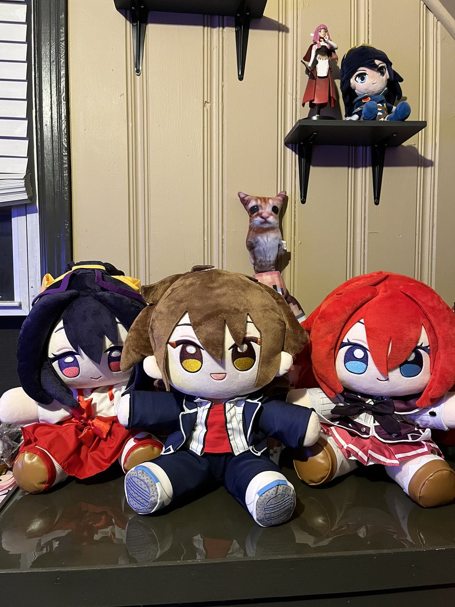 the gang is finally all here
thanks <a href="/LIKAUCE/">LIKAUCE</a> can’t wait to buy the next one lol