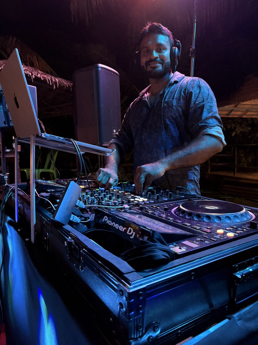 nagercoildj's tweet photo. #maduraidj #nagercoildj @djinnagercoil 
#nagercoilwedding #tirunelvelidj #dj #nagercoil #eventdj #djnavin #thoothukudidj #tuticorin #jbl #hotels #pioneerdjmixer #pioneerdj #pioneercdj3000 #new #rekordbox #alphatheta #pioneerindiadj #cdj #pioneerdjma9 #weddingdj https://t.co/j8A8EboUK4