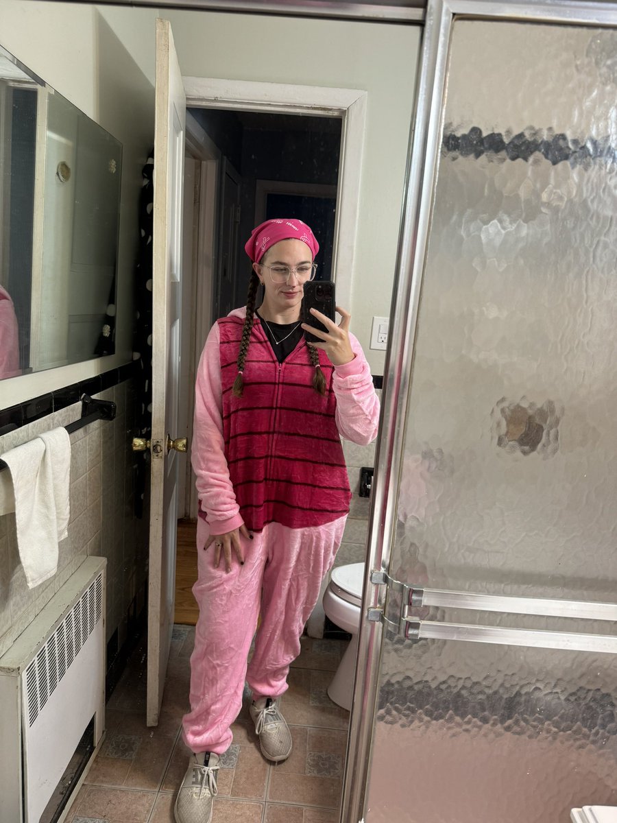 Julianna Mantooth tweet media