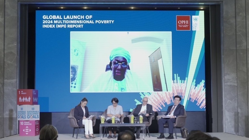 UNDPThailand's tweet image. Driving discussions w/ stakeholders across regions on 2024 #Multidimensional Poverty Index by @UNDP &amp;amp; @ophi_oxford calling for action on #NoPoverty that 1.1 billion people living in #poverty in dimensions beyond income—health, education, standard of living affected by conflict.