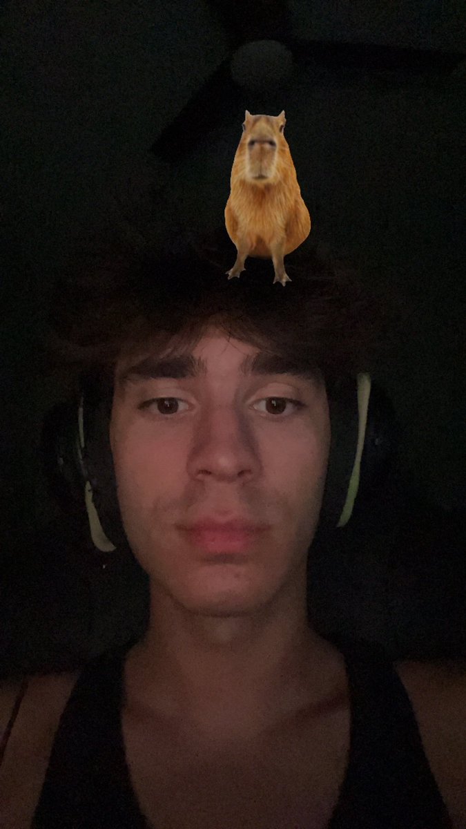 okis's tweet image. goodnight guys 😝