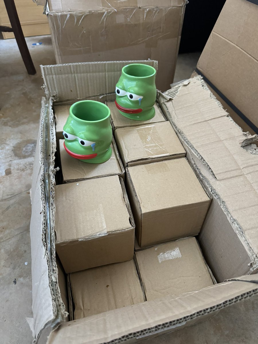 MEMEBODEGA tweet media