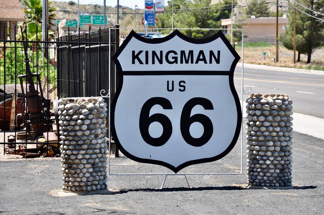oxdjzcvxcuvld's tweet image. Day 23: Arrived in Kingman, Arizona! 🌵✨ Taking in the iconic Route 66 landmarks along the way—this town is full of history and classic road trip vibes. Ready to explore more of the Mother Road! 🛣️📸 #KingmanAZ #Route66 #RoadTrip