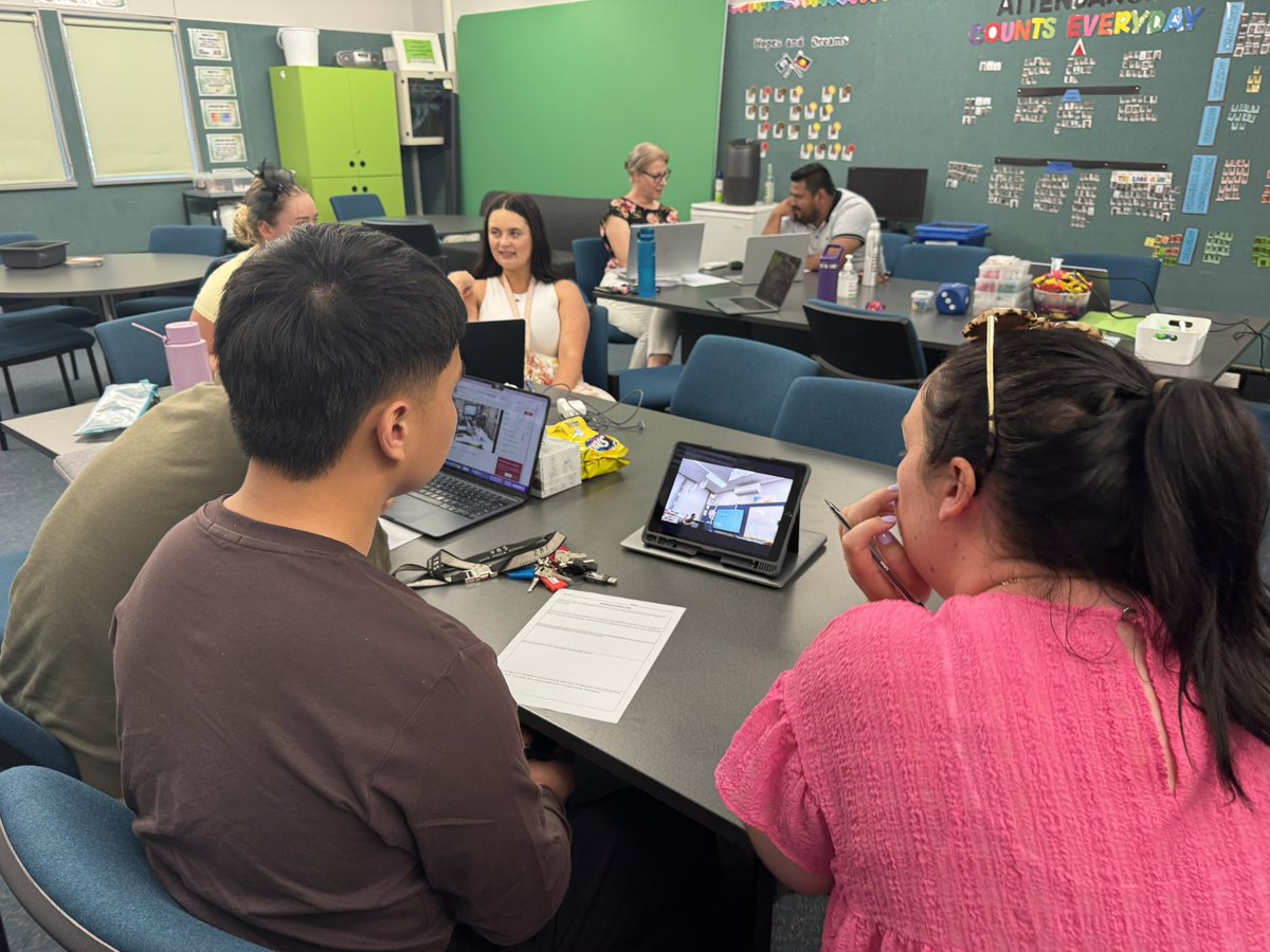 Christian Bade tweet media