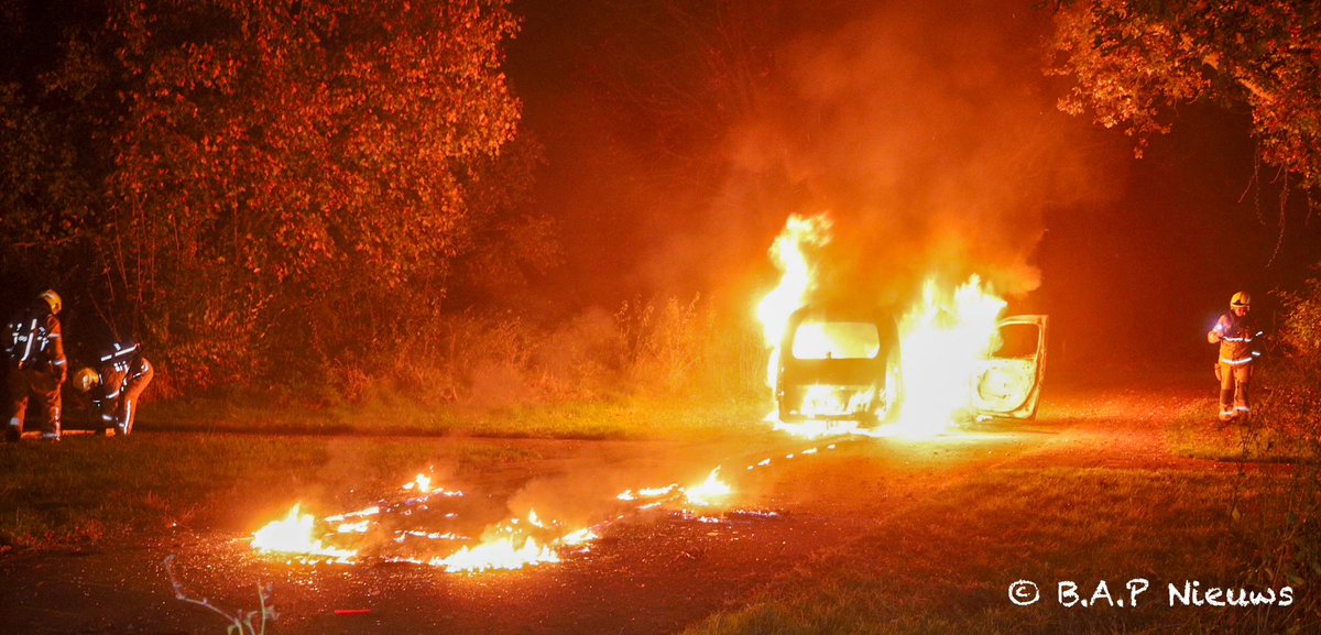 Spoedmelding brandweer bij wegvervoer incident in Apeldoorn