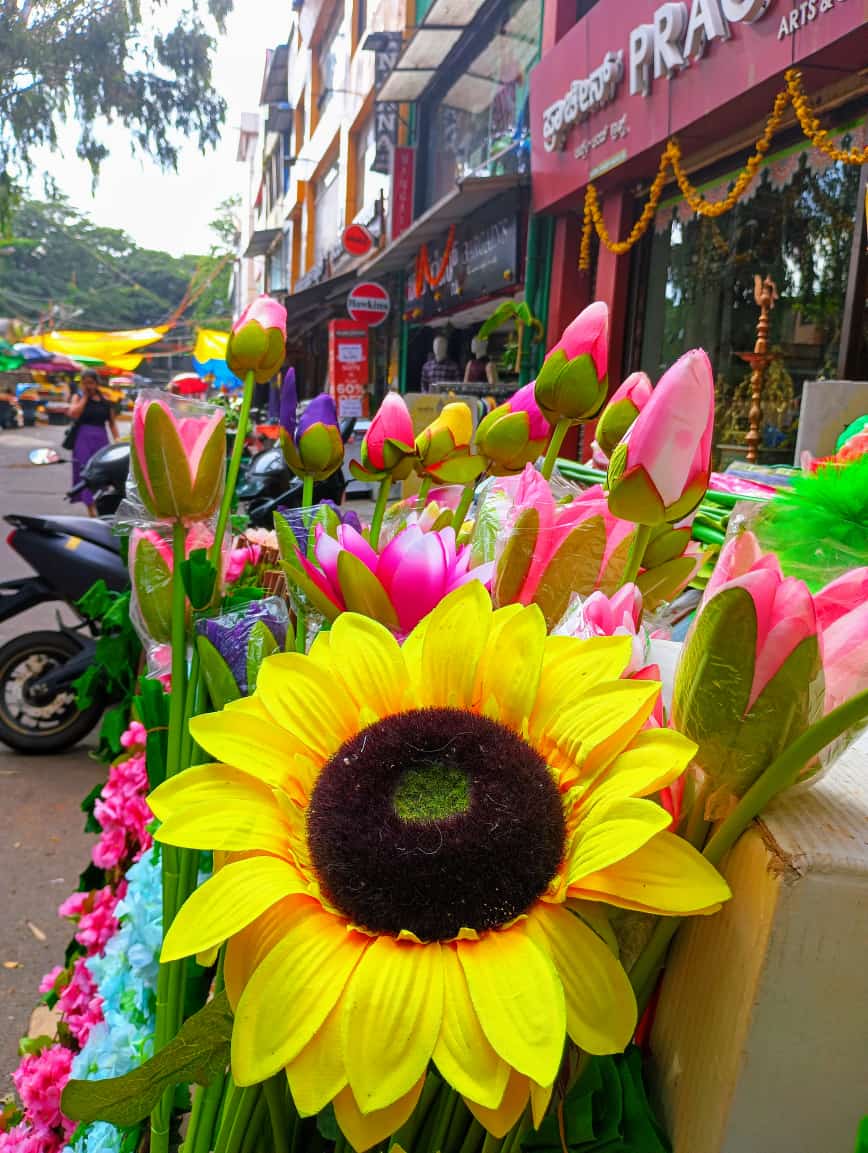 tomar_anjalii's tweet image. Less perfection, more authenticity🍁
#randomclick