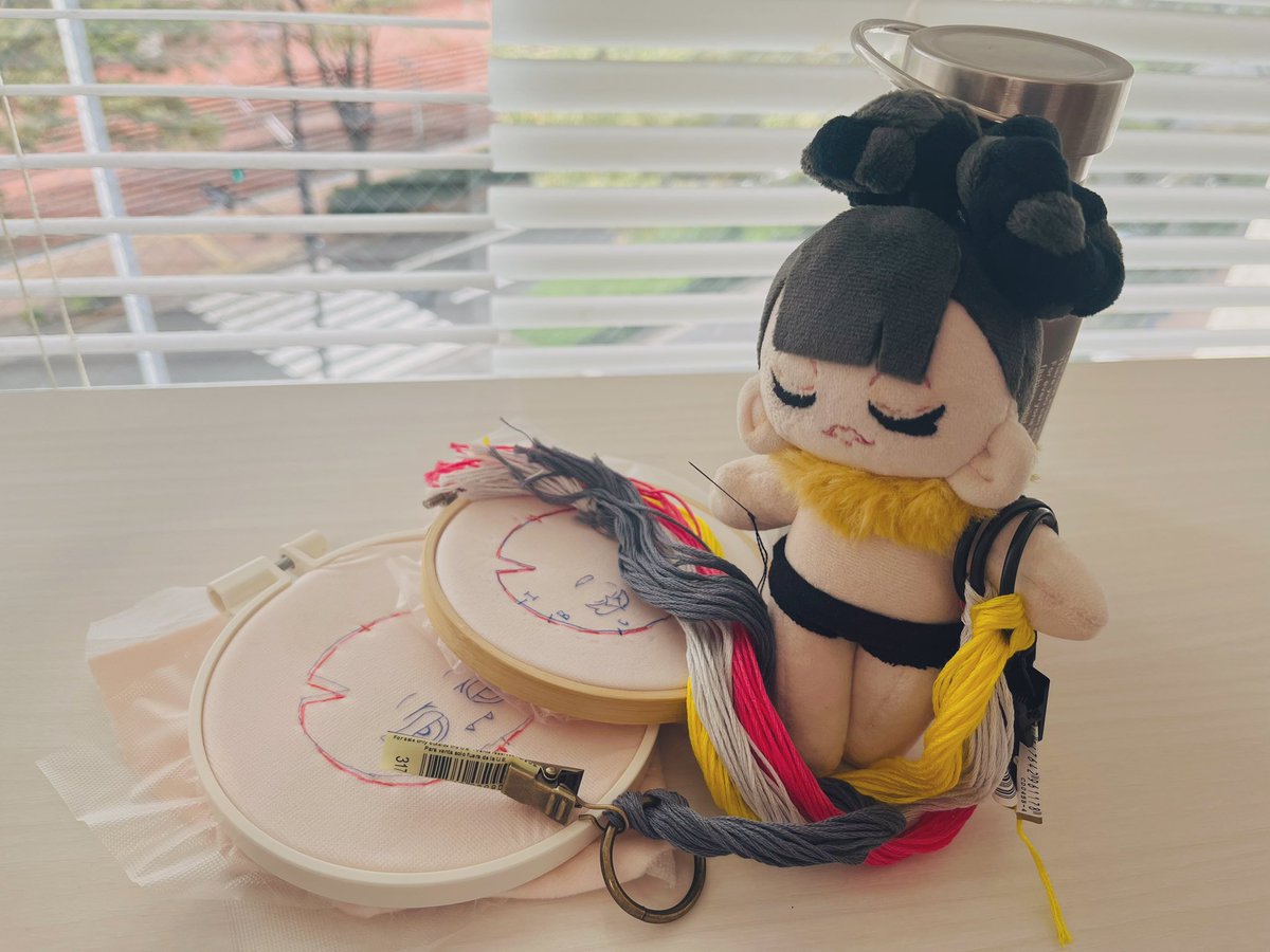 沢山の人に、自分のぬいぐるみのこと知って欲しくて、フォロワーさん100名記念プレゼント企画🎁とかやりたいけど…

フォロワーさんが居なすぎて、いつになるかわからんよね…(꒦ິ⌑︎꒦ີ)💦

＃プレゼント企画やりたいけど集まるか不安しかない