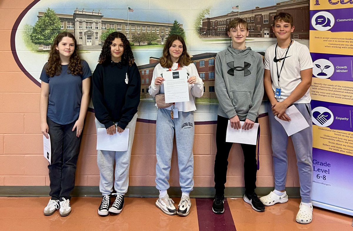 mrskilgore205's tweet photo. Harding Spotlight Students from First Quarter! Congratulations on being kind and all around great human beings!  💛💜💛💜 @LkwdHarding @LkwdSchools https://t.co/SAnDOEdvQM