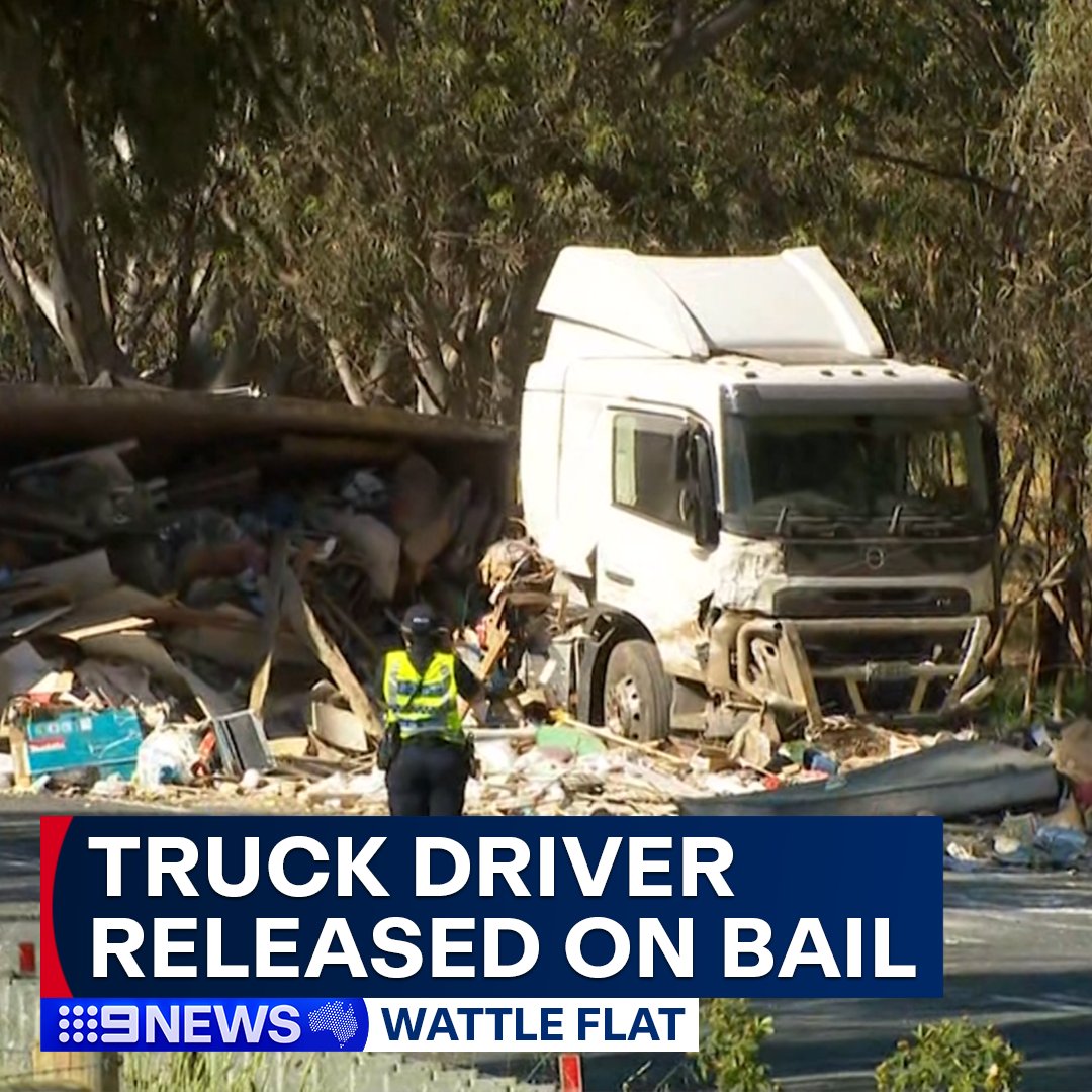 #BREAKING: A 35-year-old Victor Harbor man, charged over a fatal crash at Wattle Flat, has been released on bail.

Two women from Queensland died following the crash on Main South Road yesterday, while seven other people were injured.

DETAILS: nine.social/Rnm

Watch
