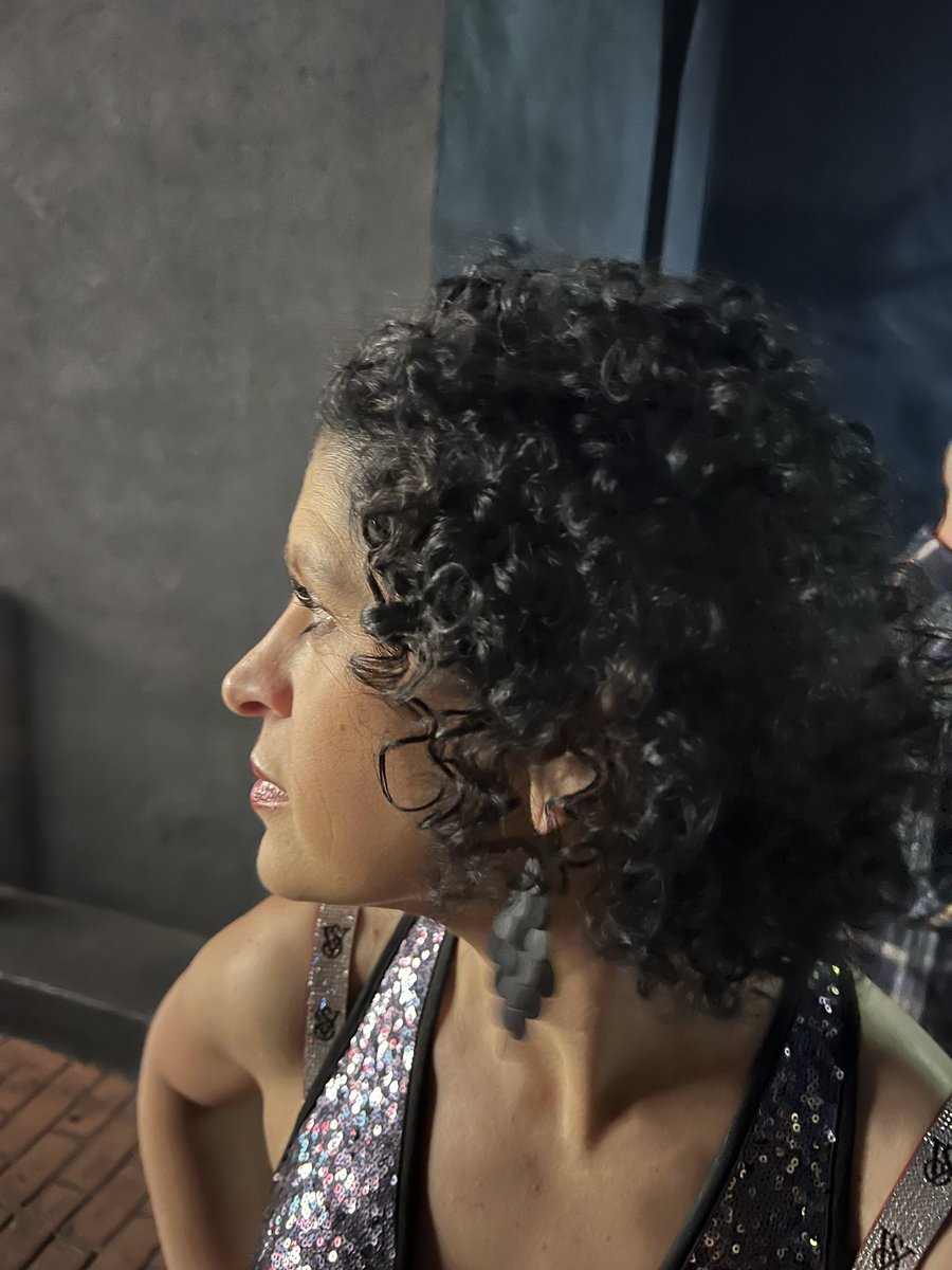 Elyssa Phillips tweet media