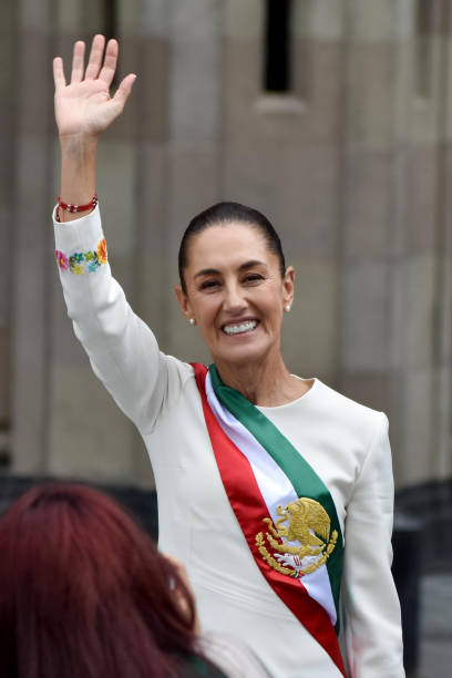 J4feT_25's tweet photo. La Presidenta de México @Claudiashein tiene el respaldo de la mayoría del pueblo para iniciar un proceso de JUICIO POLÍTICO a Norma Piña y sus ministros de la SCJN.

En caso de que estos mañana hagan una chicanada a la reforma judicial.

¿Tiene tú apoyo?

Por lo pronto, el mío SI https://t.co/GeCLnws3ZW