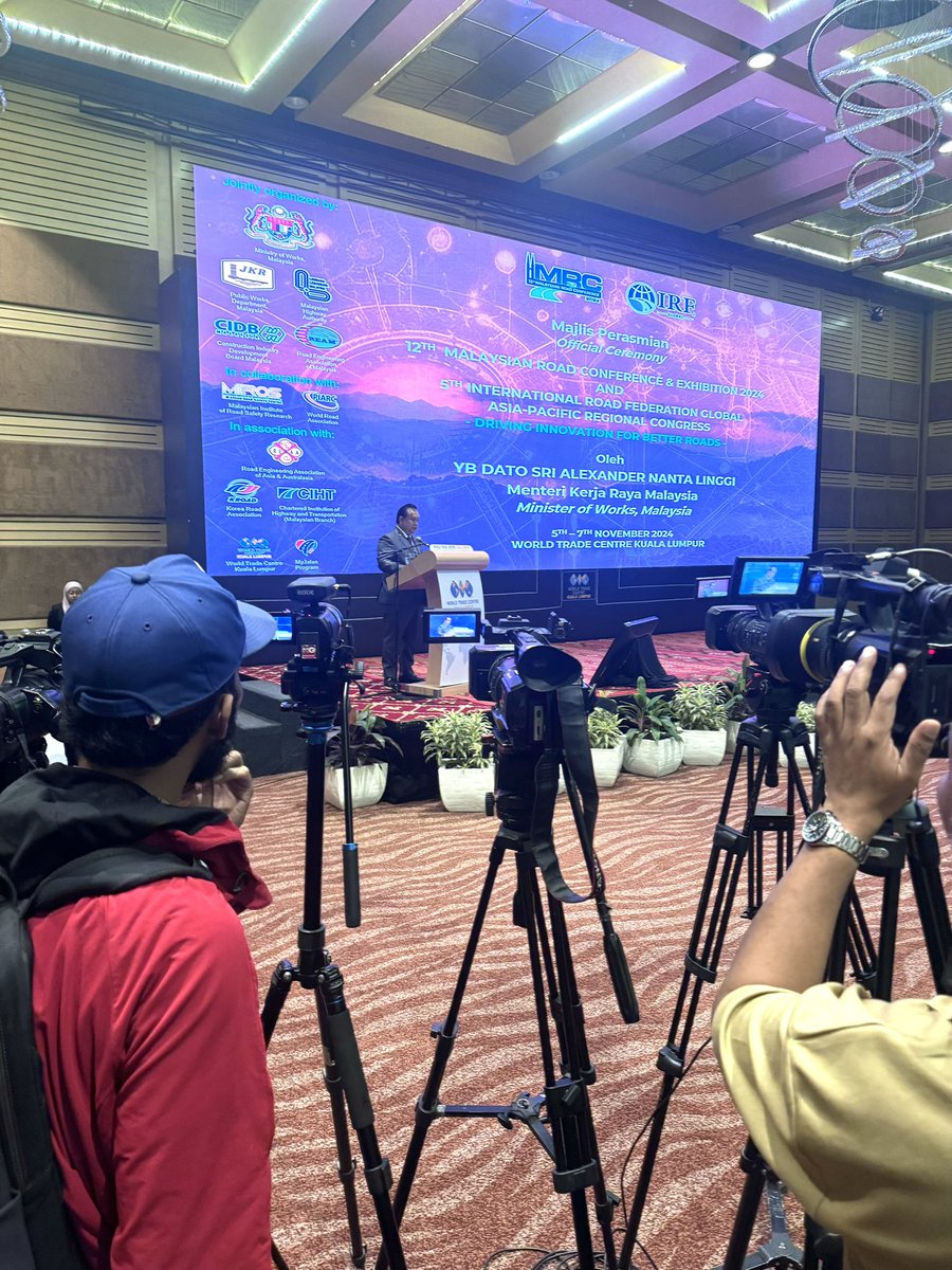 Ir. Ust. Hazery tweet media