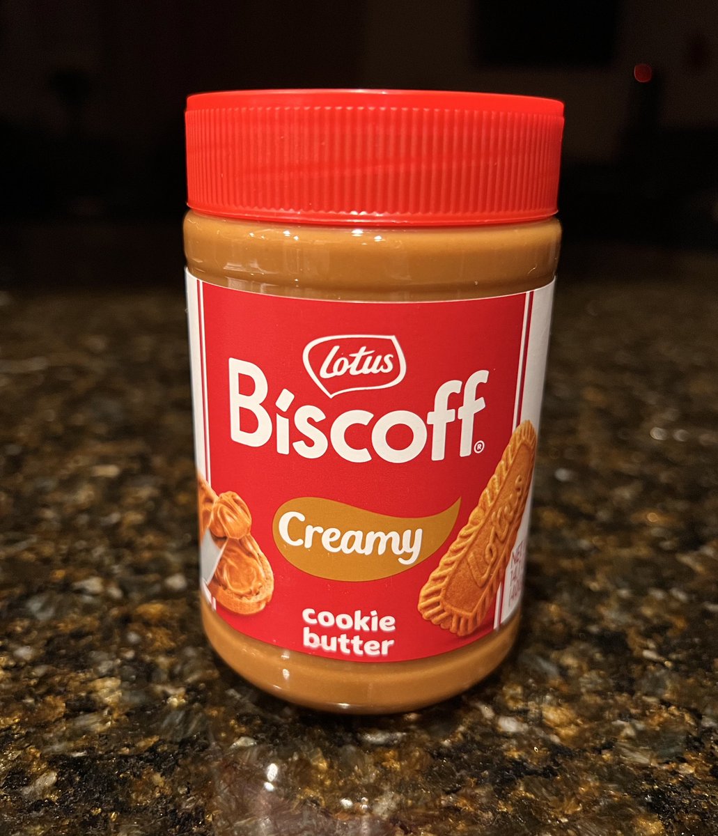 jalapena93's tweet photo. When I tell you I am OBSESSED 🤤 Thought I would try this out and oh man it’s amazing ! 😋 #yummy #newtry #biscoff #obsessed https://t.co/d6uRs01UBb
