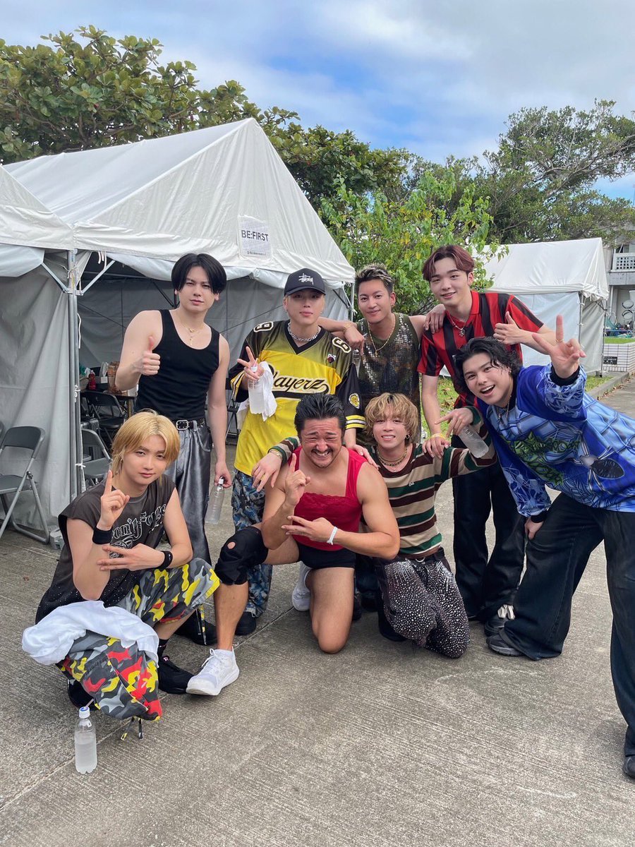 ShuAshimine's tweet photo. WWW!!24でご本人たちから
「8人目のBE:FIRST」
という称号を頂きました！！
誰がなんと言おうと、迷惑をかけない範囲で「粒は8人目のBE:FIRST」だと言い張ろうと思います。

BE:FIRST最高！！
モンパチ最高！！

#BEFIRST_3rdAnniversary 
#モンパチ https://t.co/DD3wQB3Lo0