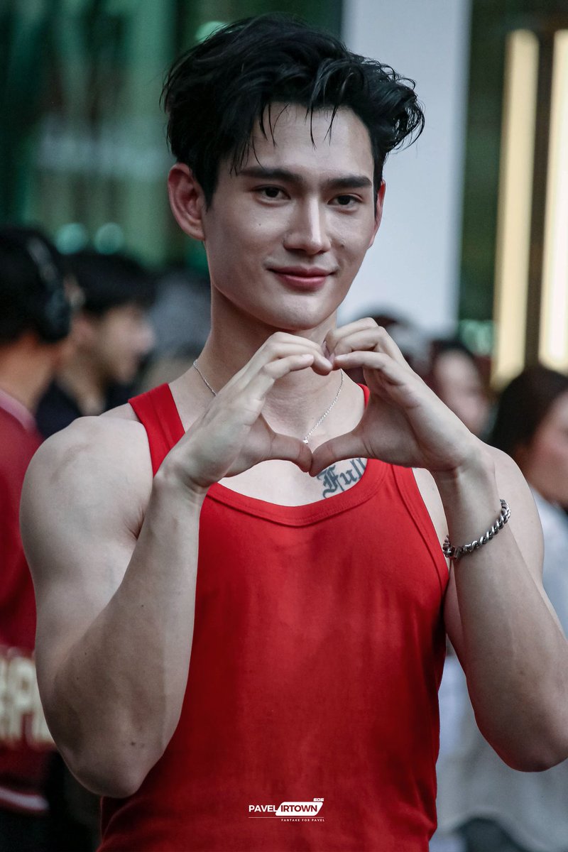 6twins_'s tweet photo. People have so many weird expectations and I'm sorry you have to always feel this burden, you are such a sweet human all your fans we do know that 🥹DW about the pick me's , you're doing a great job my love 💗 and we will forever love and support you
#pavelphoom https://t.co/ZtBq2Pw52D