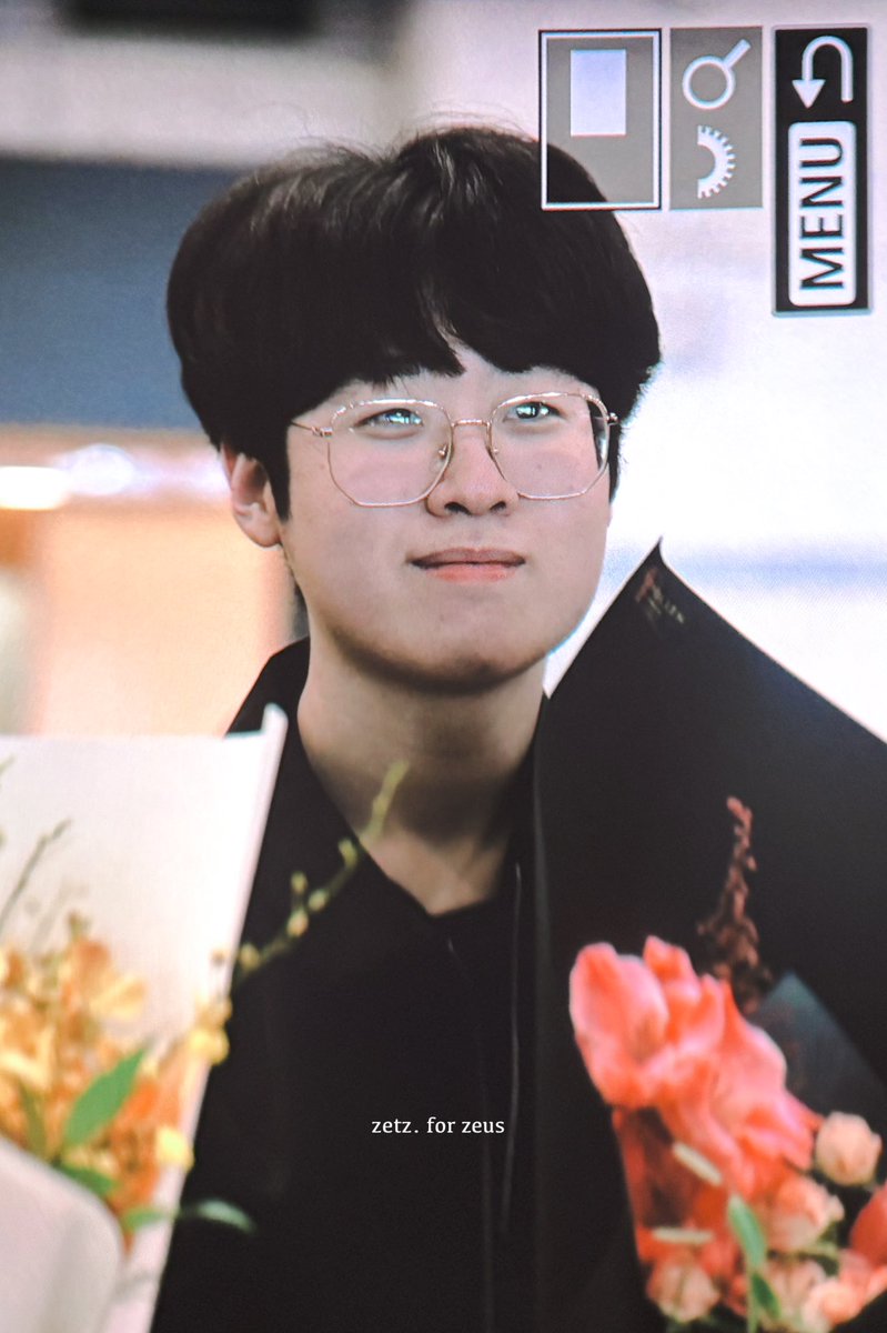 ketdot1014's tweet photo. 241105 #T1 #Zeus #티원 #제우스 https://t.co/HUYPpDTx5c